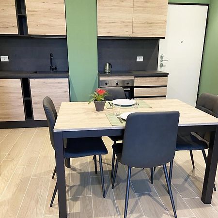 Casa Di Laura Mono E Bilo Di Fronte Ospedale San Raffaele Apartment Segrate Ngoại thất bức ảnh