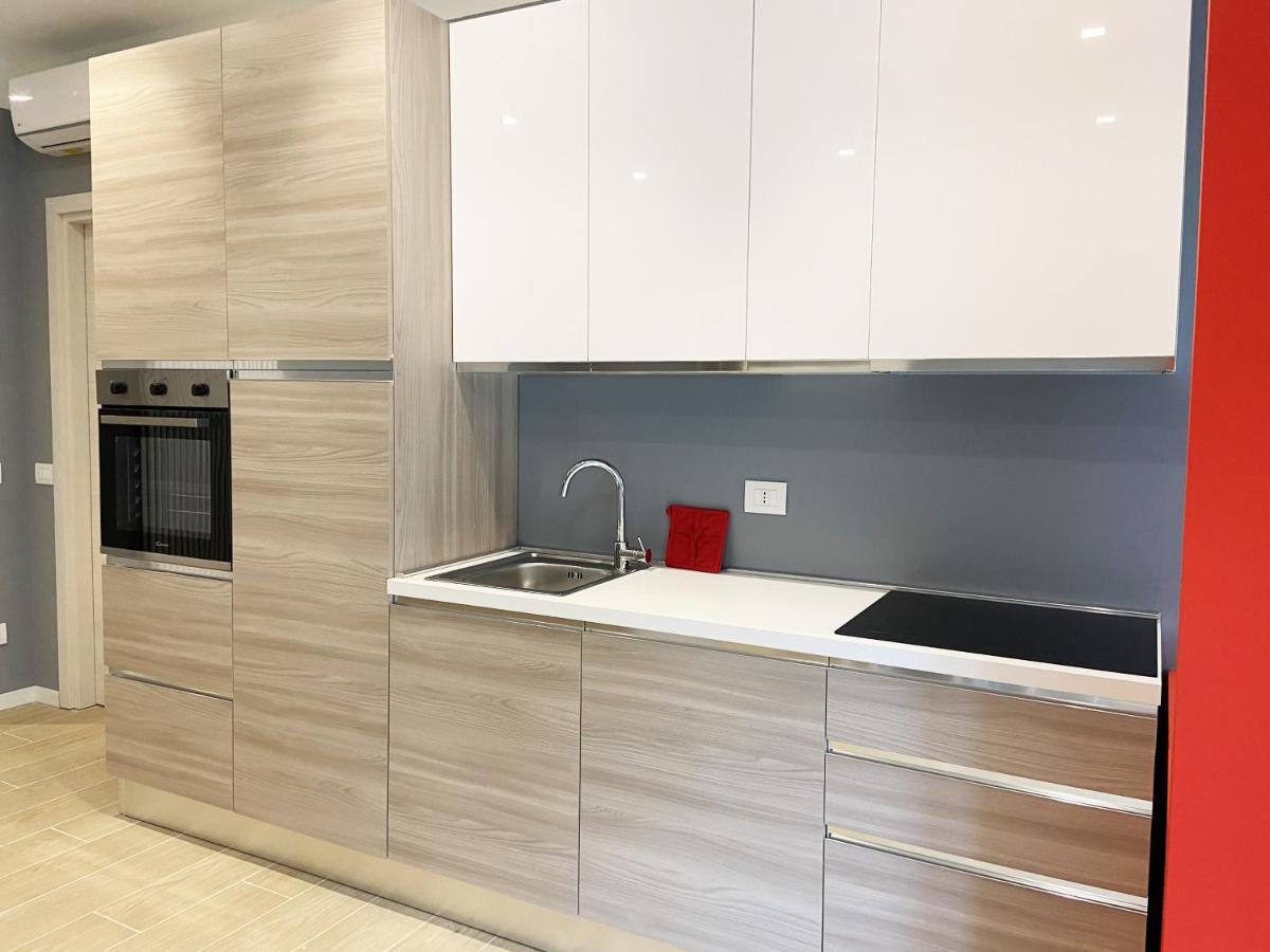 Casa Di Laura Mono E Bilo Di Fronte Ospedale San Raffaele Apartment Segrate Ngoại thất bức ảnh
